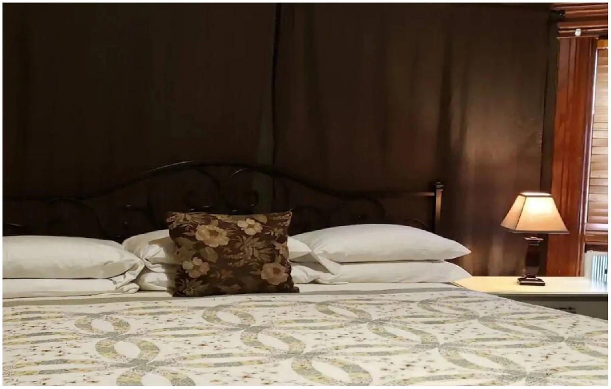 2 Bed Accessible - Non Smoking